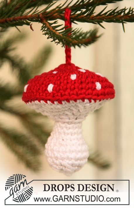 Crochet Christmas Mushroom Amigurumi Free Patterns