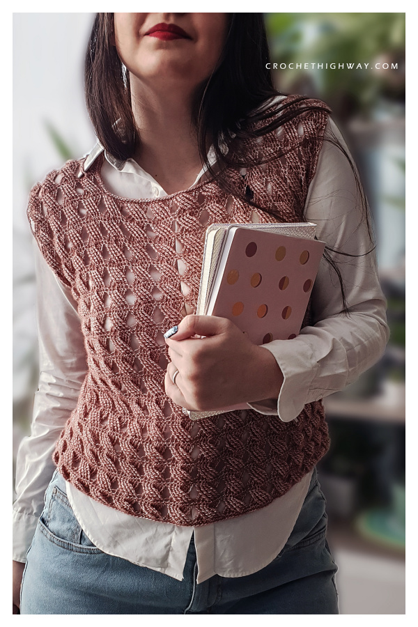 Twist Stitch Hourglass Top Crochet Pattern